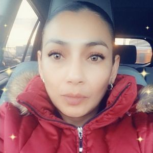 Meet your Posher, Yolanda